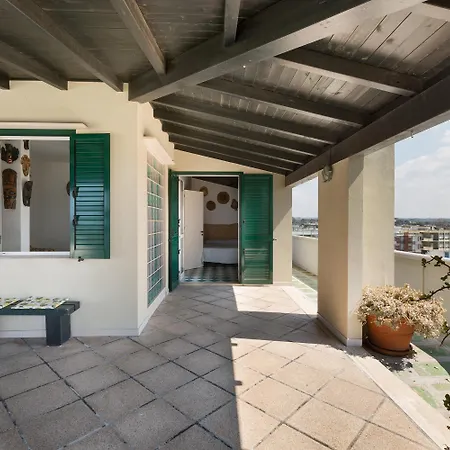 Holiday home Attico La Baia By Barbarhouse *